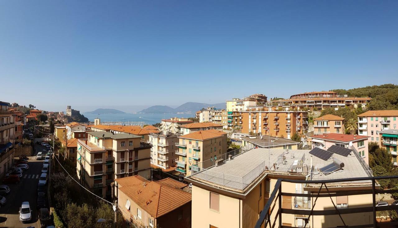 莱里奇Il Terrazzo Sul Castello公寓 外观 照片